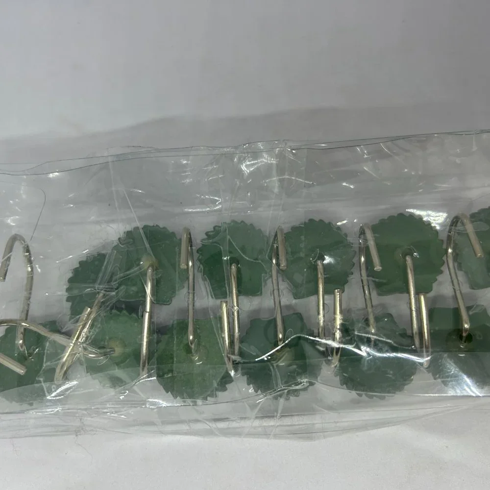 Green‎ Wreath Shower Curtain Hooks 12PC Set NWOT